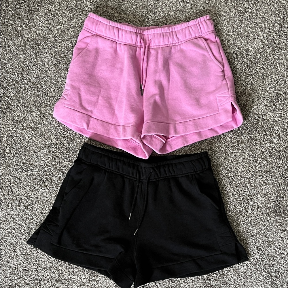 Universal threads mid rise fleece shorts bundle